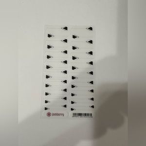 Jamberry Nail Wraps: Earth, Wind & Fire